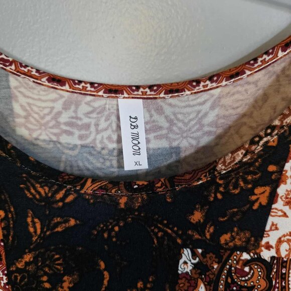 EUC DB Moon Beautiful Fall Short Sleeve Dress with pockets - Picture 4 of 5